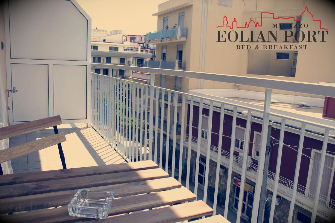 Eolian Port B&B Милаццо Экстерьер фото